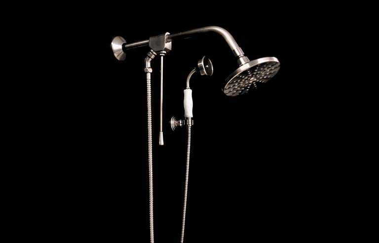 Duchador metálico con transferencia y ducha